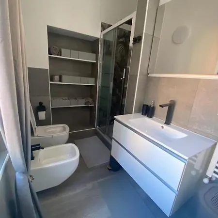 Апартаменты Comfy Brand New Equipped *